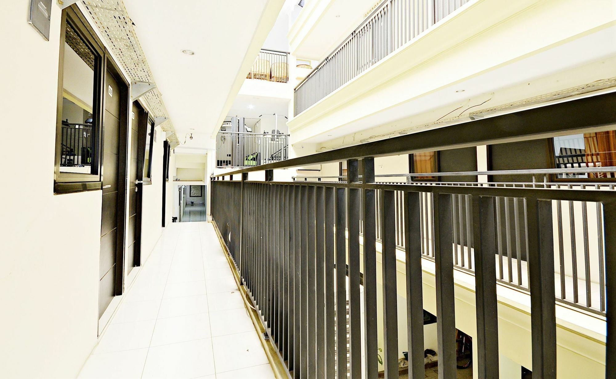 Zen Rooms Kuningan Syariah Giacarta Esterno foto